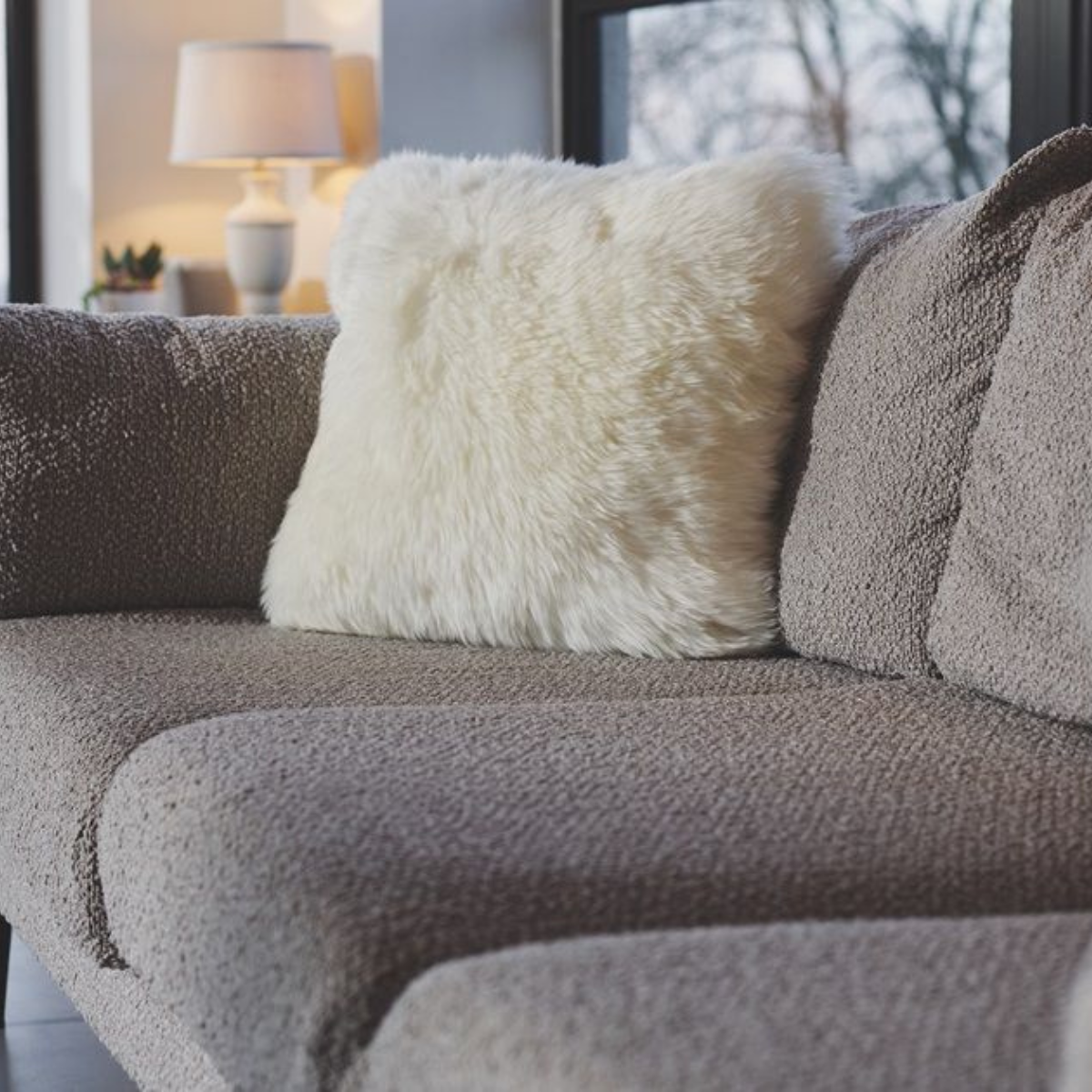 Long Wool Cushion