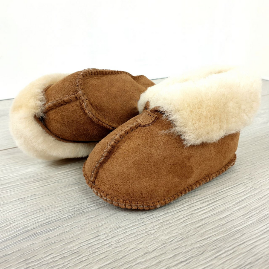 Sheepskin baby booties