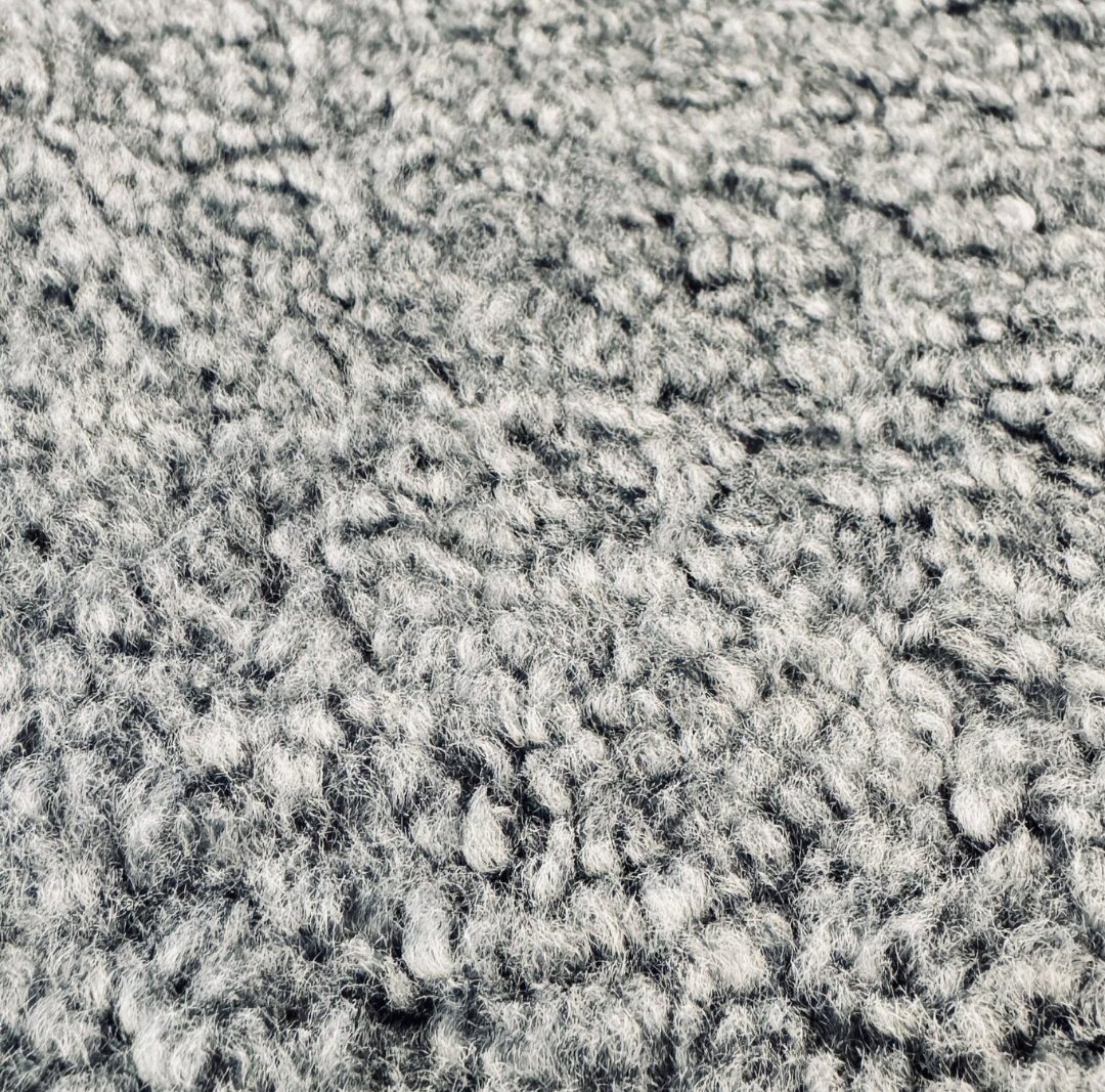 Short Wool Sheepskin Rug